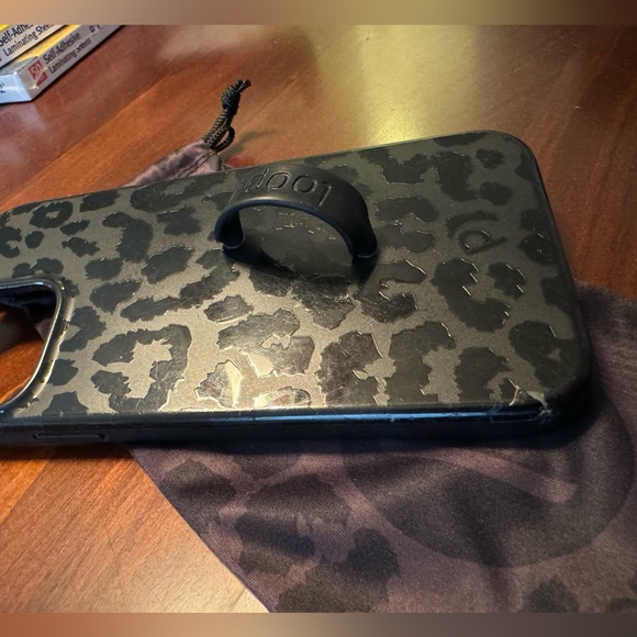 iPhone 13 Pro Max Loopy Case - Picture 2 of 4